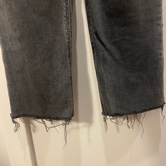 Aritzia Denim Forum Arlo 28L Jeans in Washed Black - Picture 9 of 10